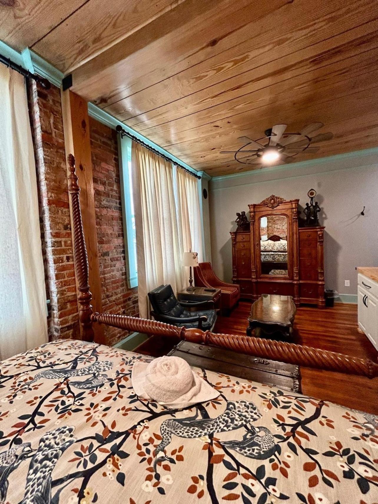 Carthage Chipley'S Squareview Inn מראה חיצוני תמונה
