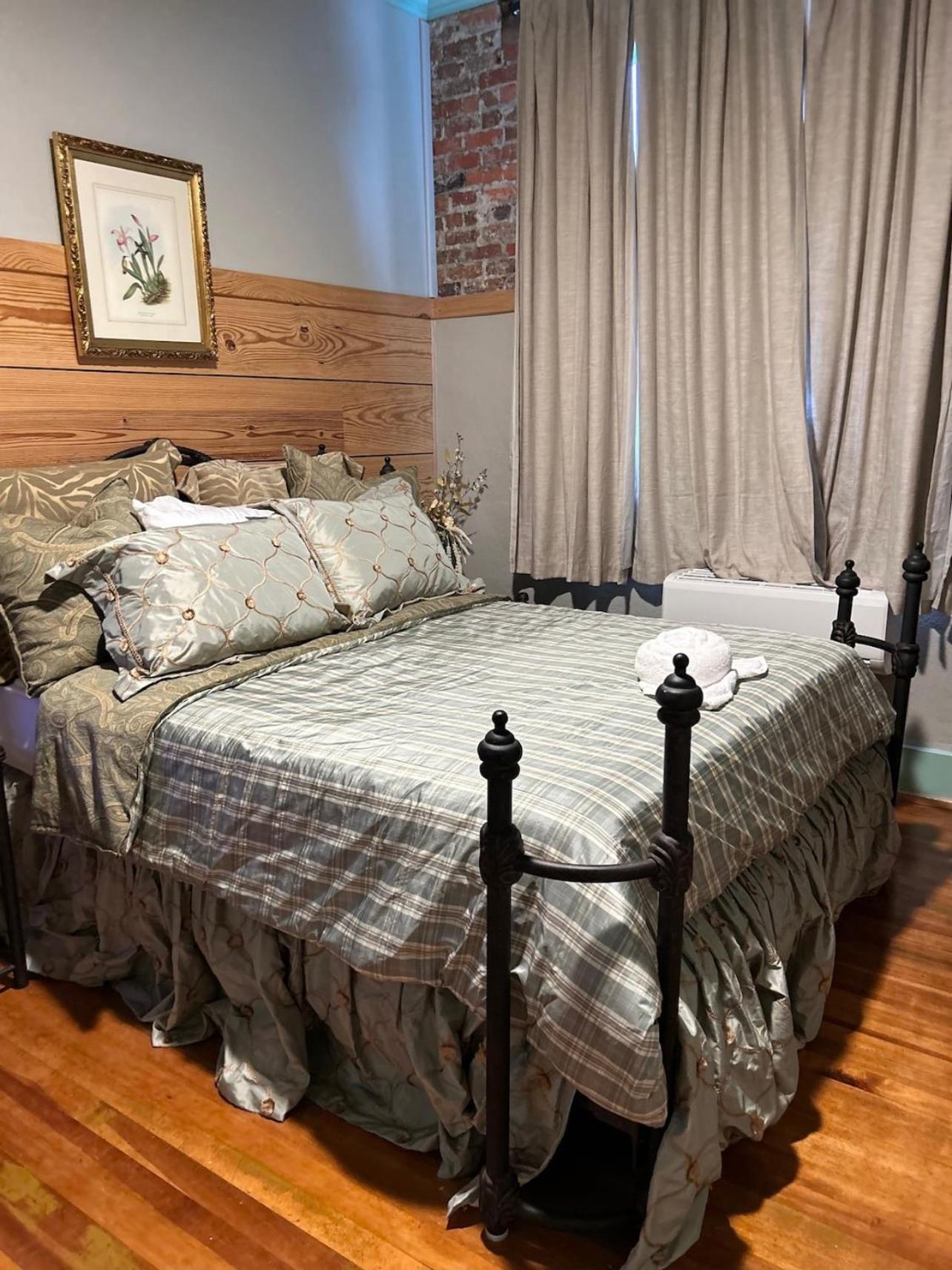 Carthage Chipley'S Squareview Inn מראה חיצוני תמונה
