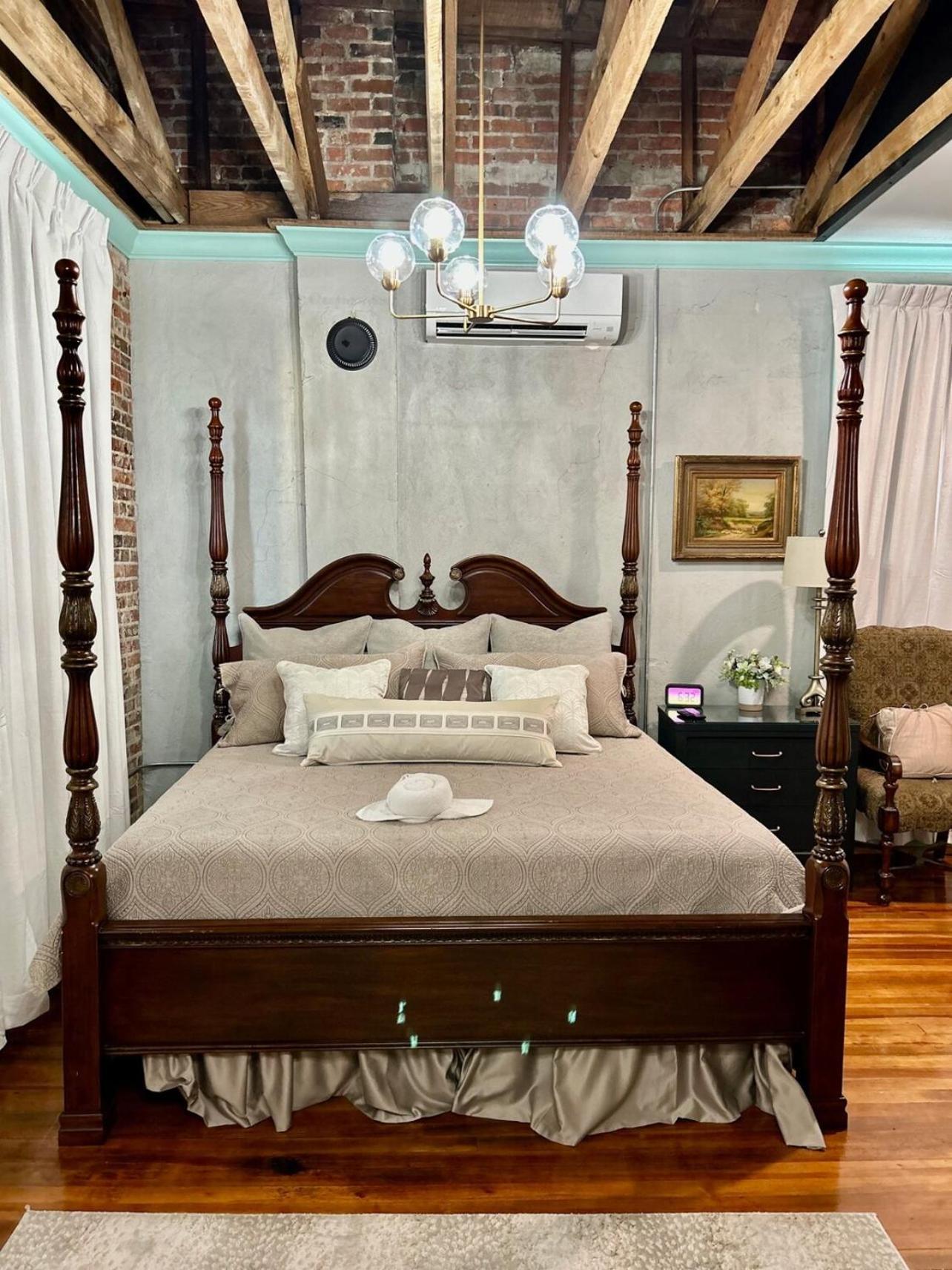 Carthage Chipley'S Squareview Inn מראה חיצוני תמונה